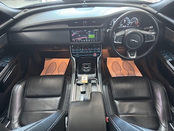 Used Jaguar XF 2017 for sale - 79158066: Photo