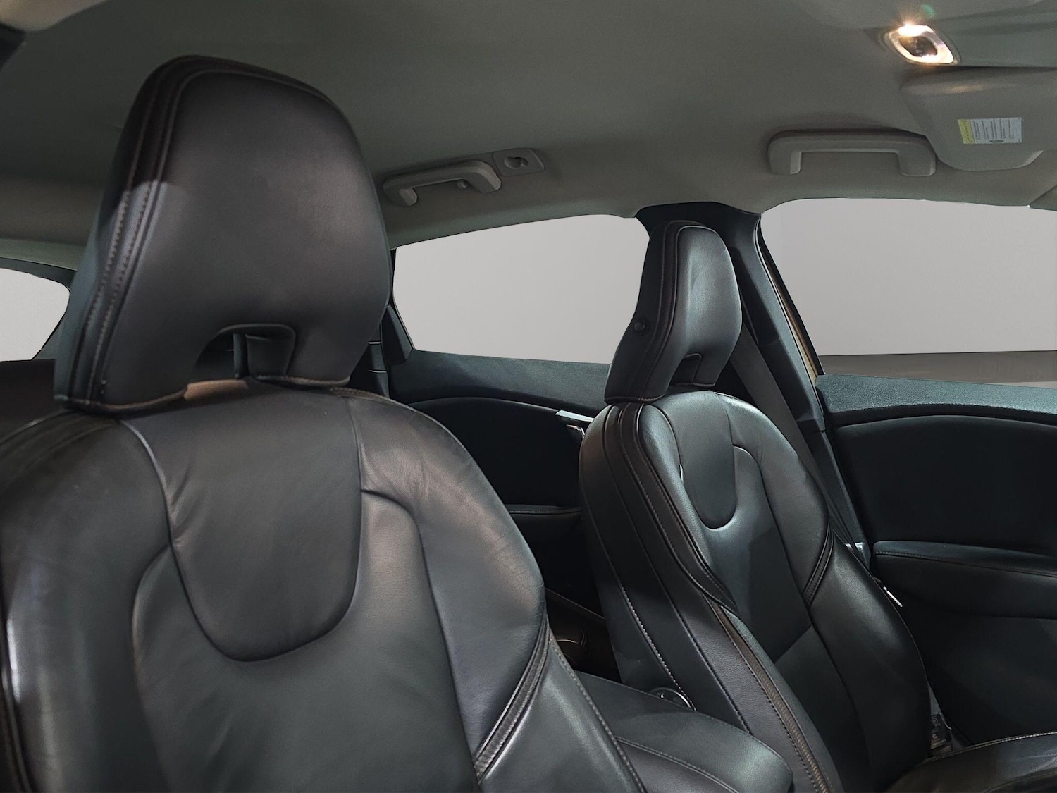 Used Volvo V40 Cross Country 2013 for sale - 77549906: Photo 14