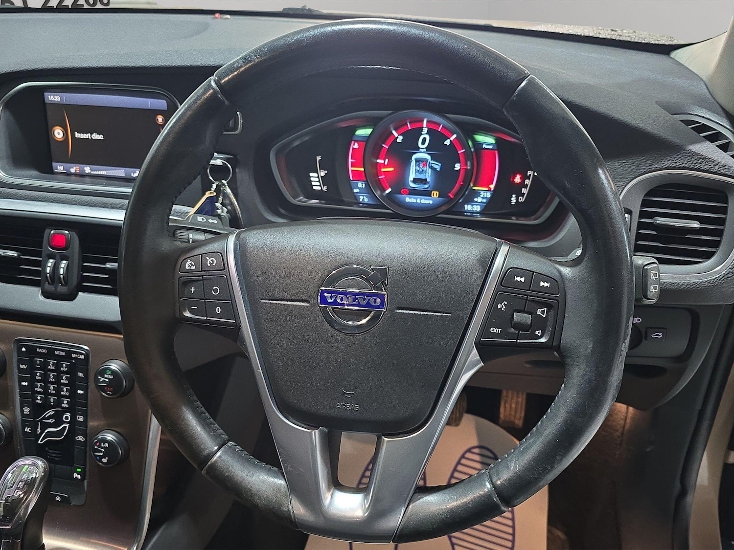 Used Volvo V40 Cross Country 2013 for sale - 77549906: Photo 17