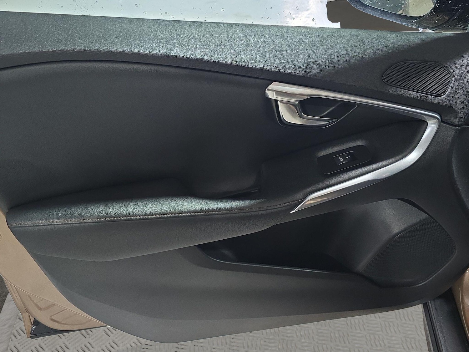 Used Volvo V40 Cross Country 2013 for sale - 77549906: Photo 24