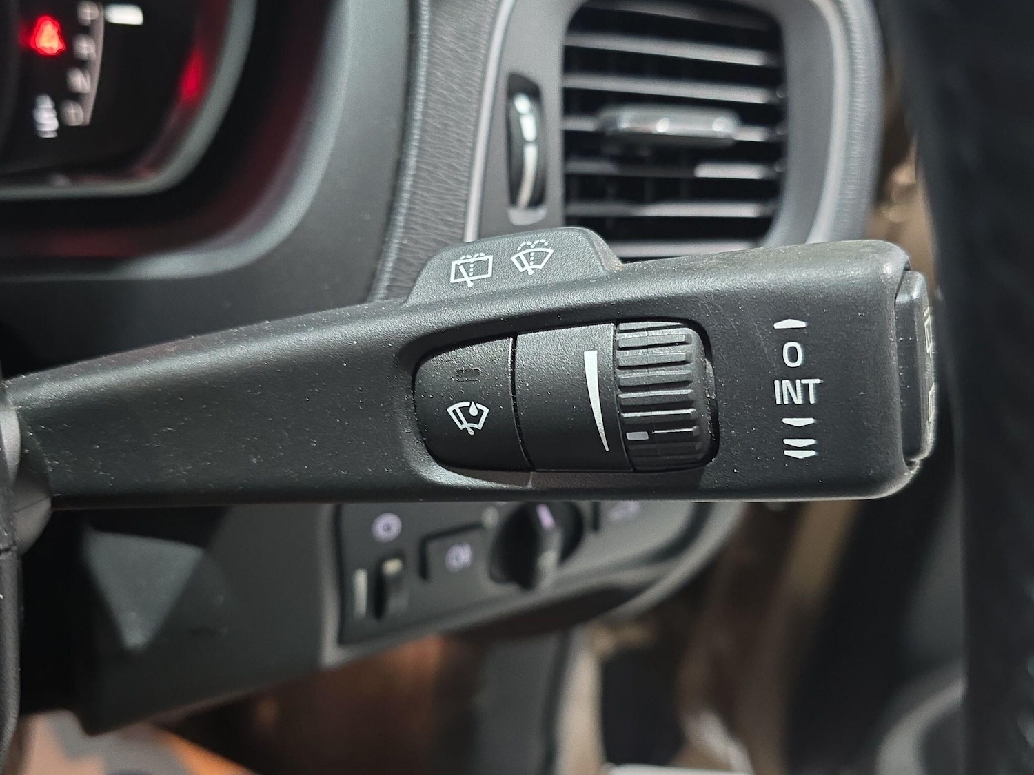 Used Volvo V40 Cross Country 2013 for sale - 77549906: Photo 29