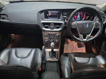 Used Volvo V40 Cross Country 2013 for sale - 77549906: Photo