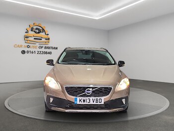 Used Volvo V40 Cross Country 2013 for sale - 77549906: Photo