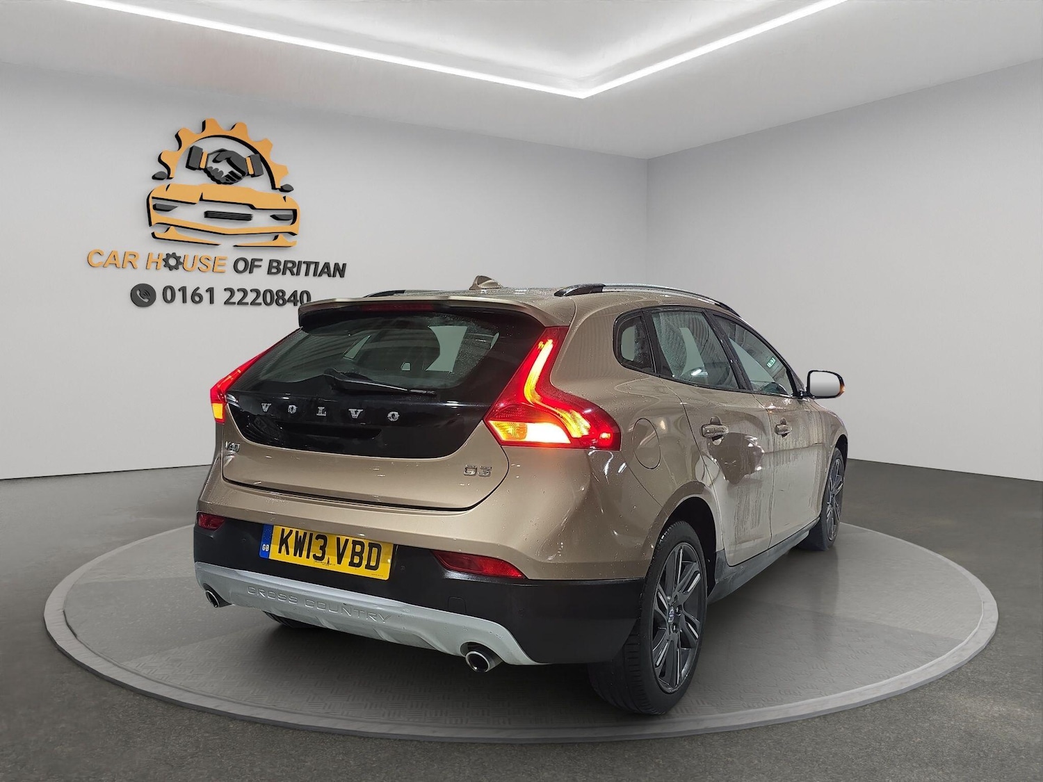 Used Volvo V40 Cross Country 2013 for sale - 77549906: Photo 7