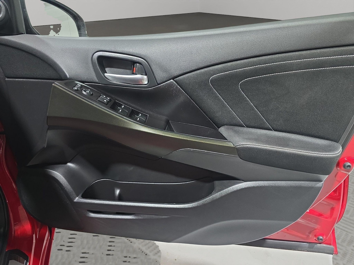 Used Honda Civic 2015 for sale - 76993604: Photo 32