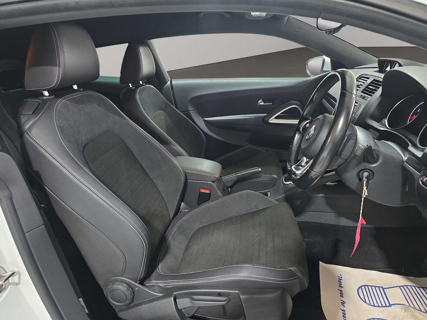 Used Volkswagen Scirocco 2017 for sale - 75949915: Photo 11