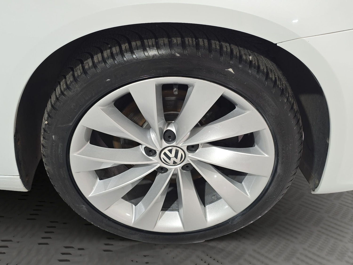 Used Volkswagen Scirocco 2017 for sale - 75949915: Photo 32