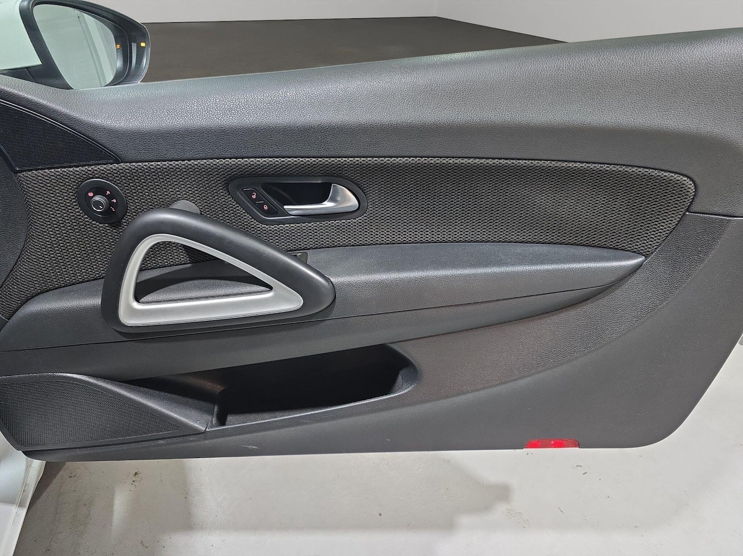 Used Volkswagen Scirocco 2016 for sale - 75949436: Photo 14