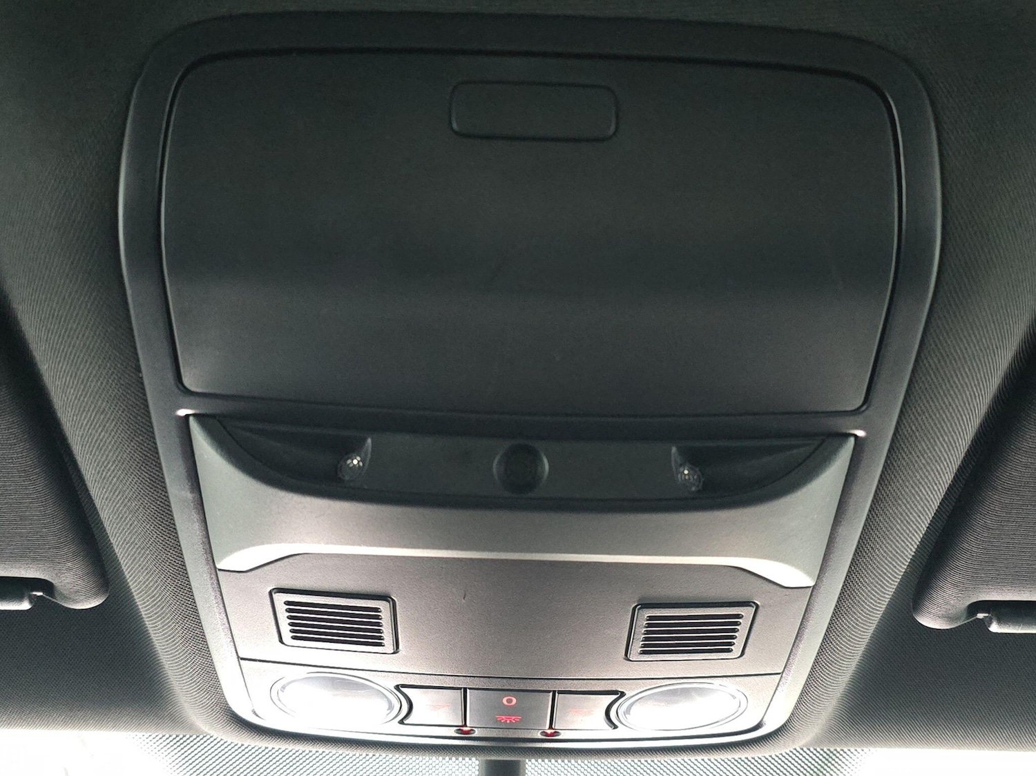 Used Volkswagen Scirocco 2016 for sale - 75949436: Photo 27