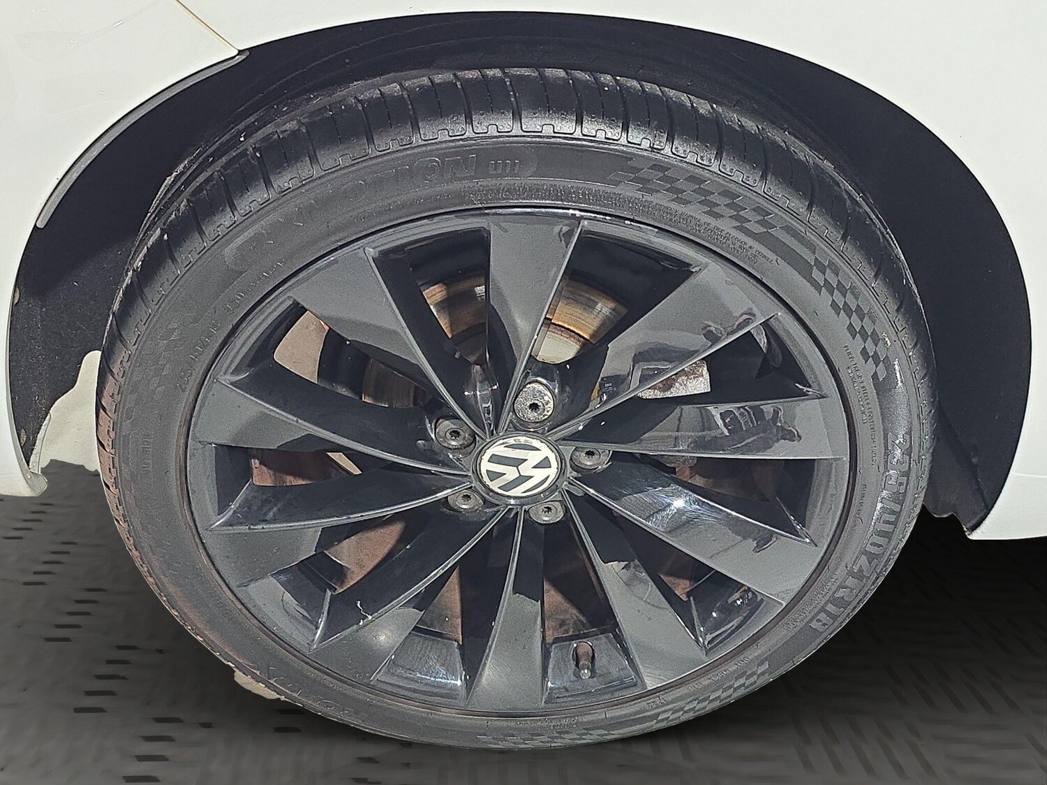 Used Volkswagen Scirocco 2016 for sale - 75949436: Photo 32