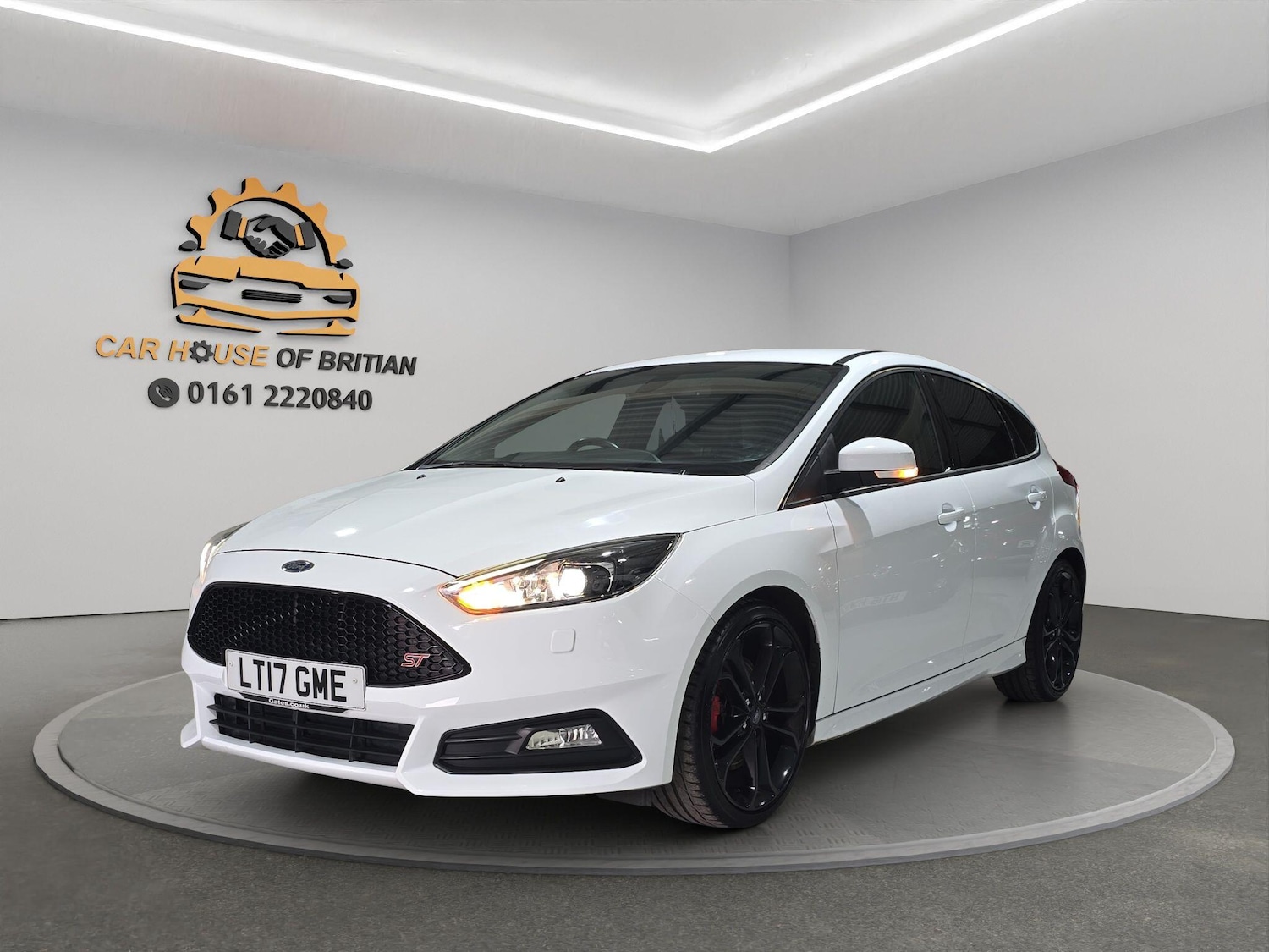 Used Ford Focus 2017 for sale - 76151180: Photo 1