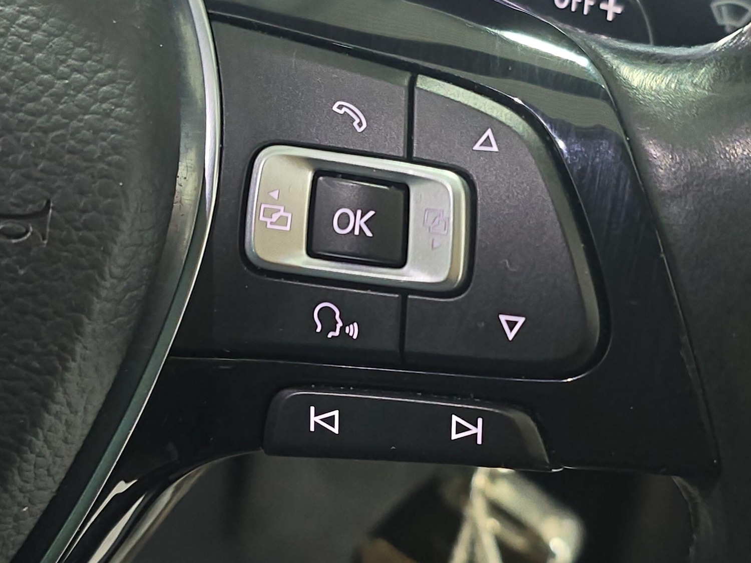 Used Volkswagen Golf 2015 for sale - 76727175: Photo 24