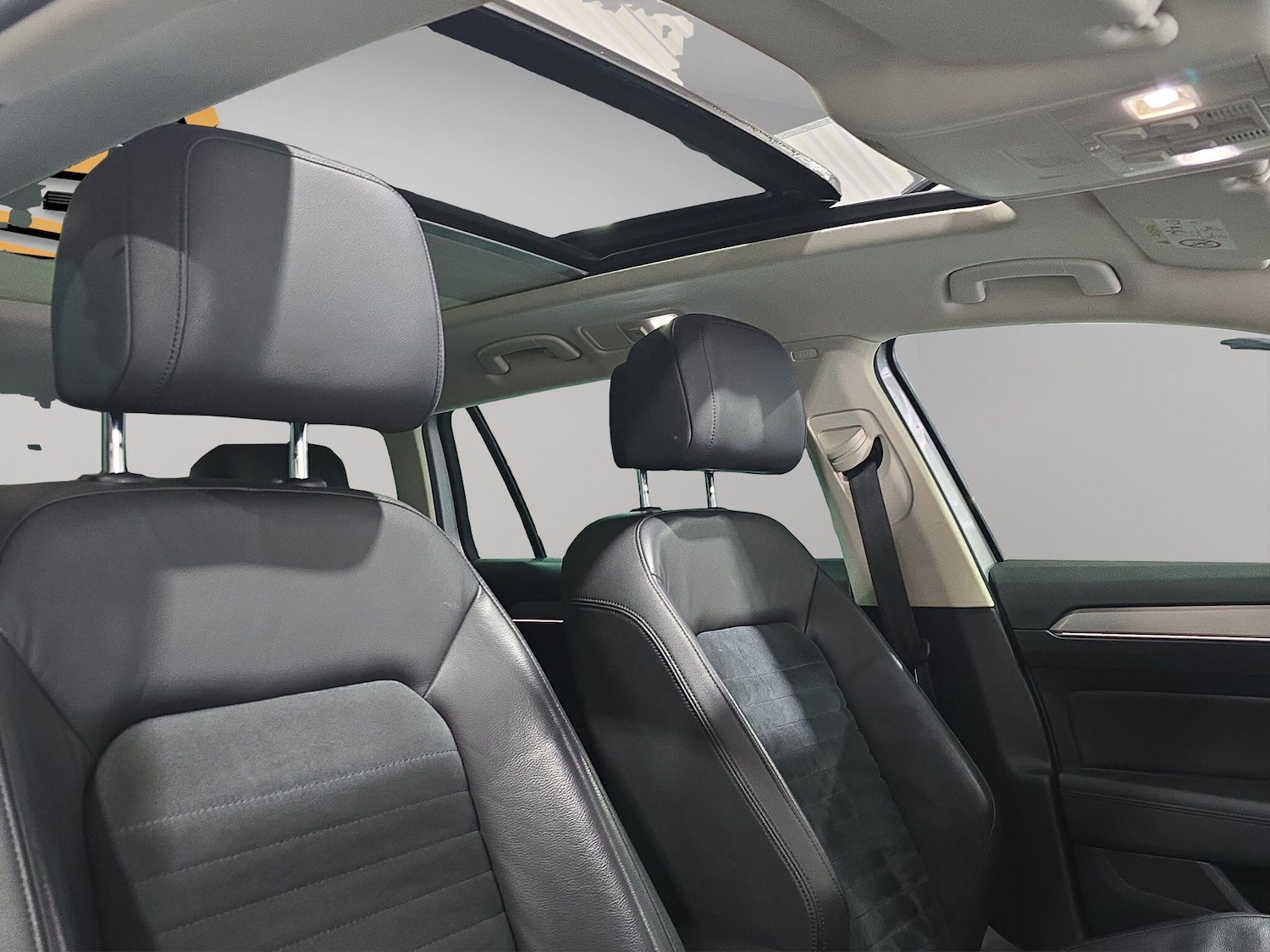 Used Volkswagen Passat 2017 for sale - 77174452: Photo 13