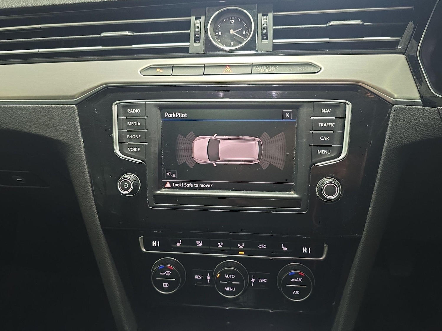 Used Volkswagen Passat 2017 for sale - 77174452: Photo 19