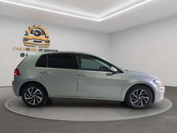 Used Volkswagen Golf 2019 for sale - 74425757: Photo