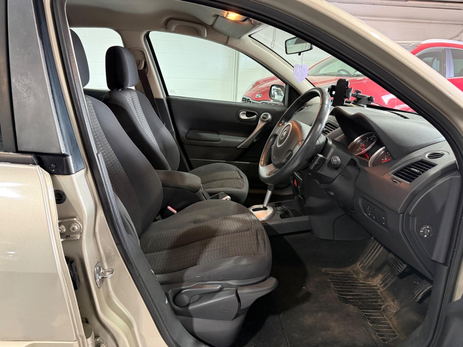 Used Renault Megane for sale - 78033597: Photo 11