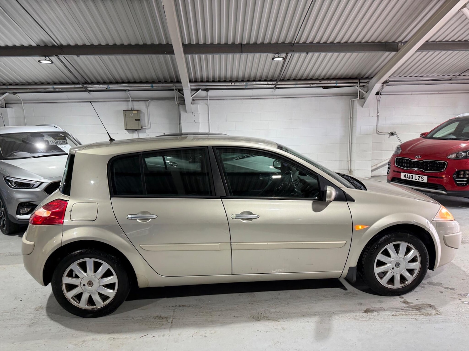 Used Renault Megane for sale - 78033597: Photo 9