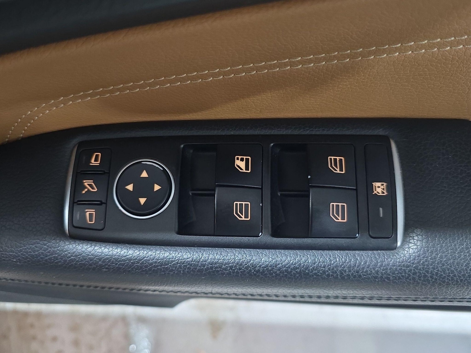 Used Mercedes-Benz E Class 2015 for sale - 77174453: Photo 26