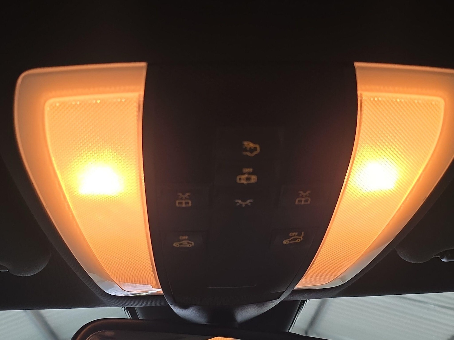 Used Mercedes-Benz E Class 2015 for sale - 77174453: Photo 31