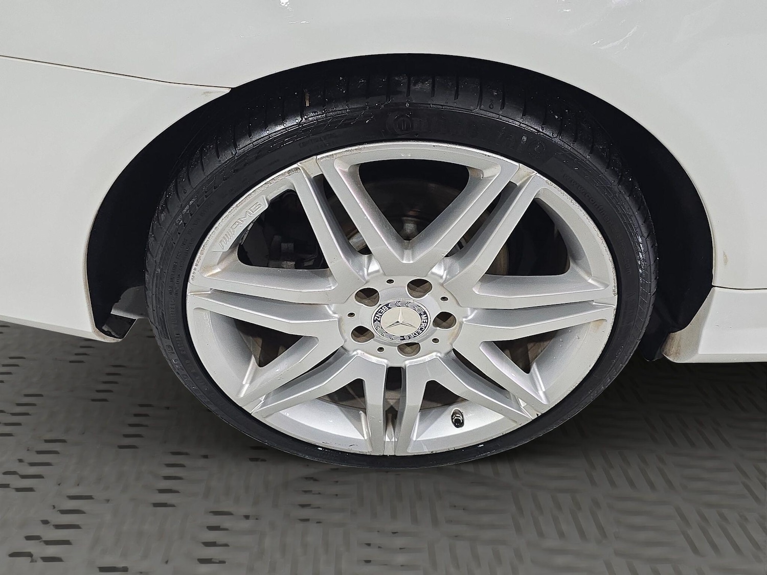 Used Mercedes-Benz E Class 2015 for sale - 77174453: Photo 34