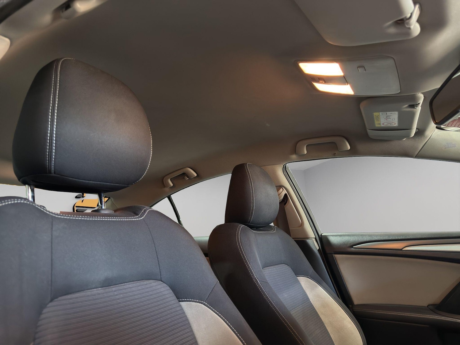 Used Toyota Avensis 2015 for sale - 77549941: Photo 13