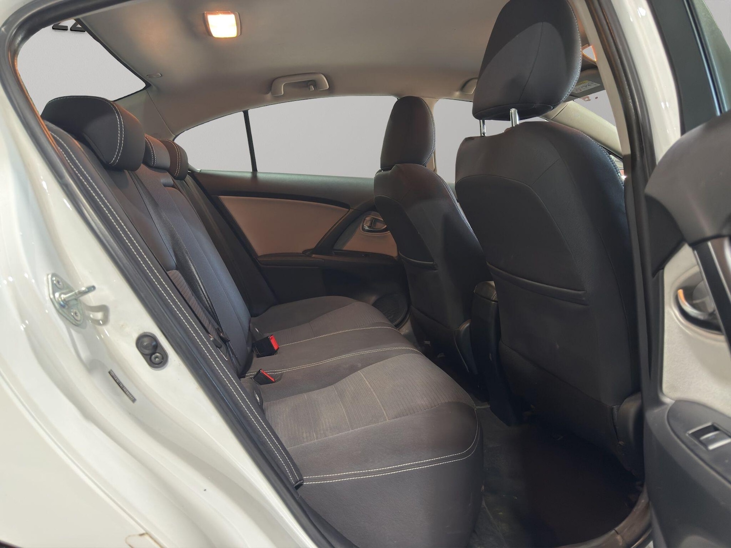 Used Toyota Avensis 2015 for sale - 77549941: Photo 14