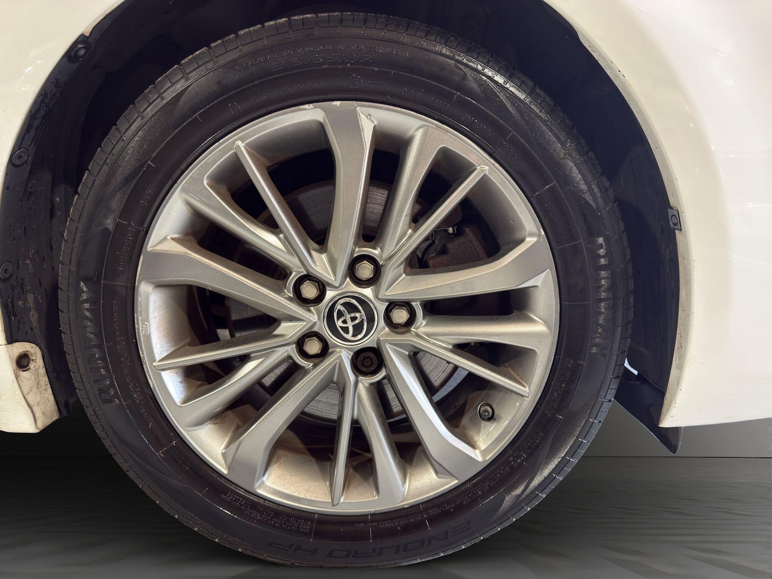 Used Toyota Avensis 2015 for sale - 77549941: Photo 38