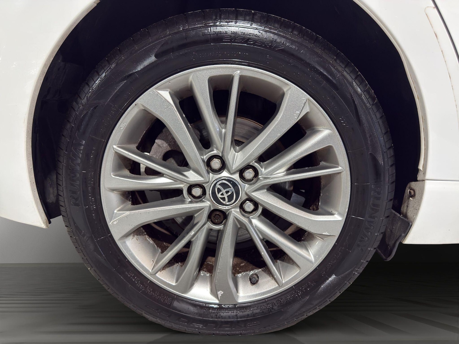 Used Toyota Avensis 2015 for sale - 77549941: Photo 39