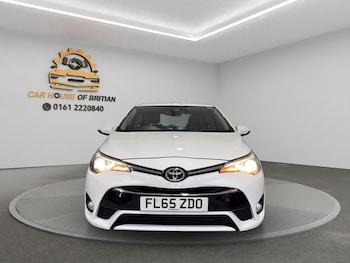 Used Toyota Avensis 2015 for sale - 77549941: Photo