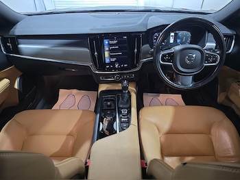 Used Volvo S90 2017 for sale - 75532154: Photo