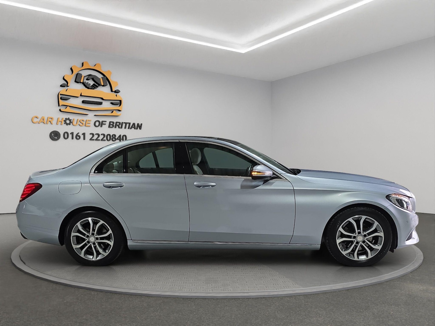 Used Mercedes-Benz C Class 2015 for sale - 76380576: Photo 11