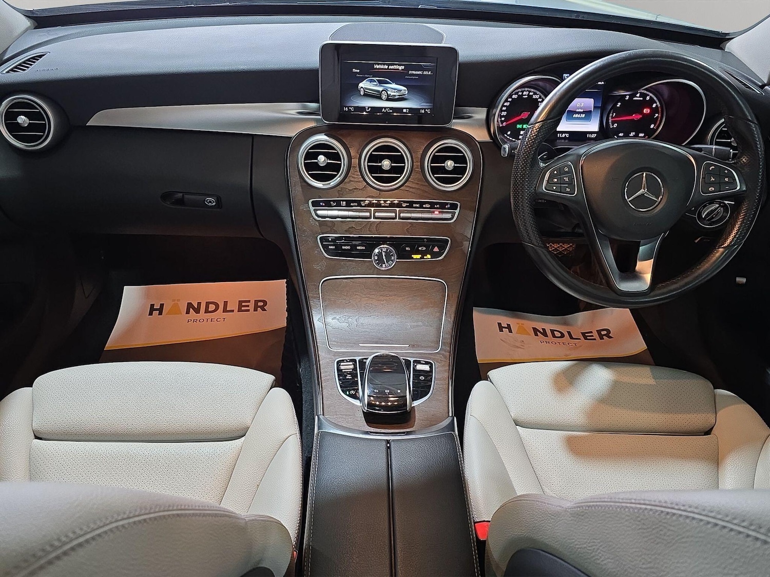 Used Mercedes-Benz C Class 2015 for sale - 76380576: Photo 2