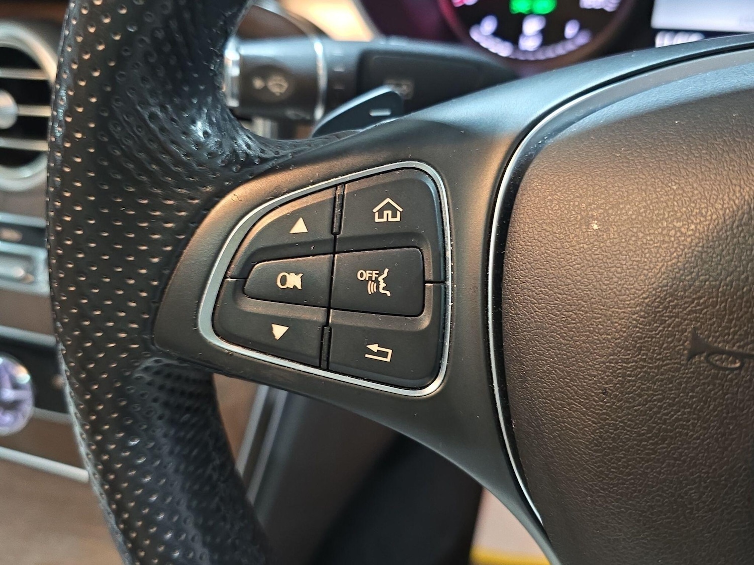 Used Mercedes-Benz C Class 2015 for sale - 76380576: Photo 27