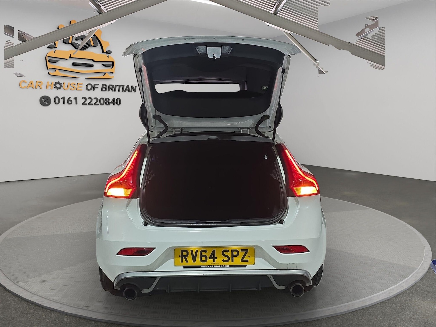 Used Volvo V40 2014 for sale - 78007587: Photo 10