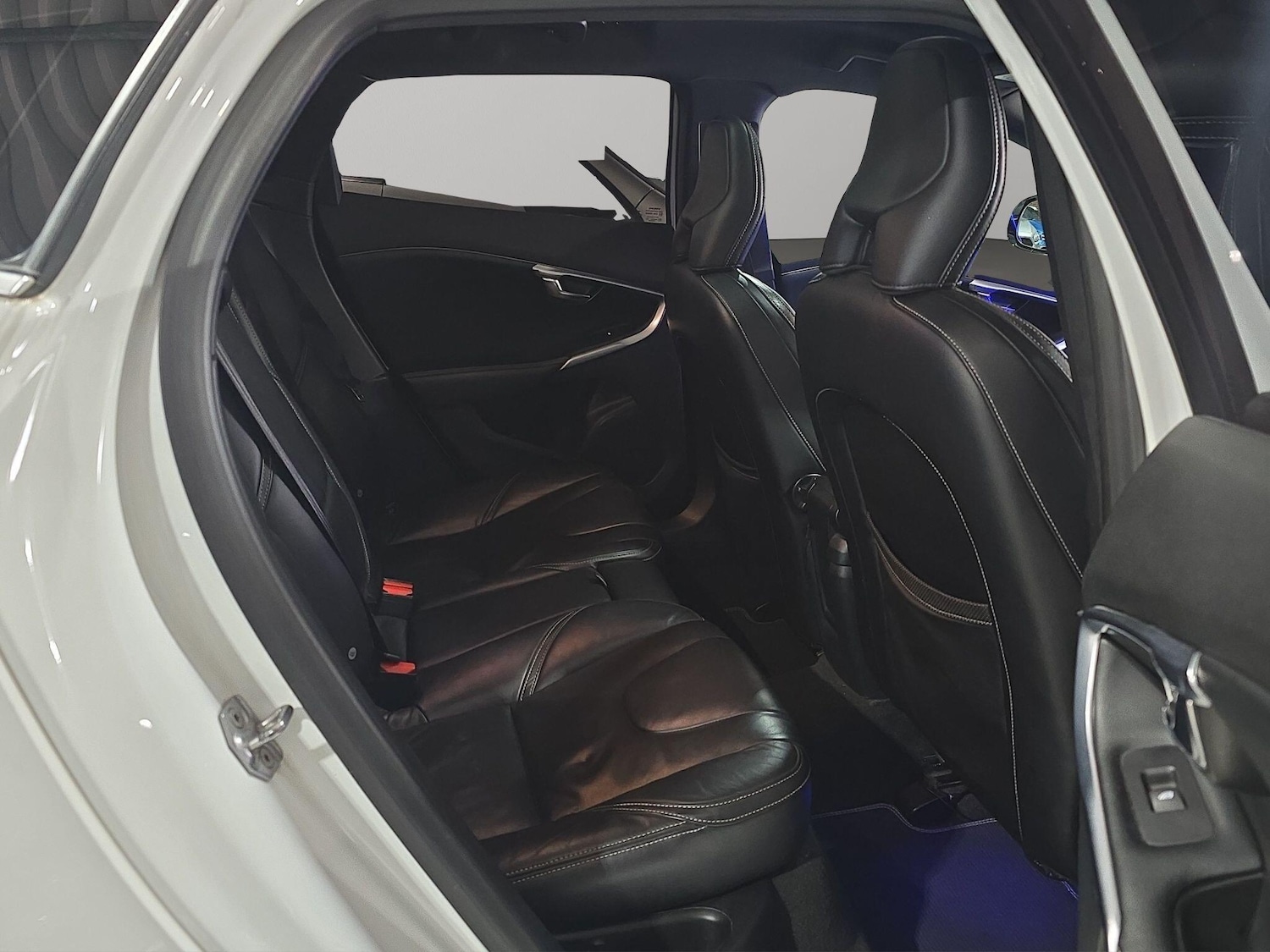 Used Volvo V40 2014 for sale - 78007587: Photo 14