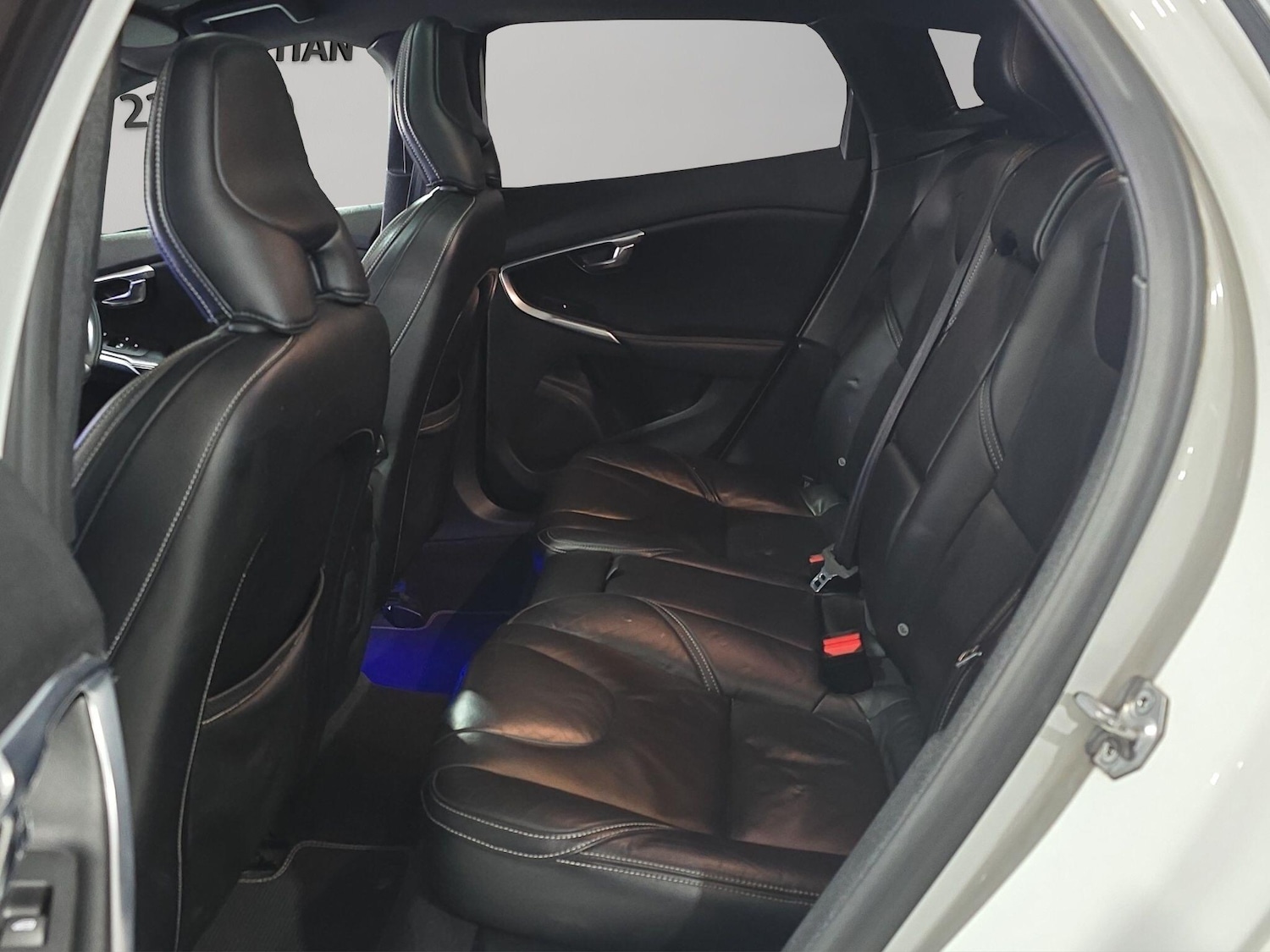 Used Volvo V40 2014 for sale - 78007587: Photo 15