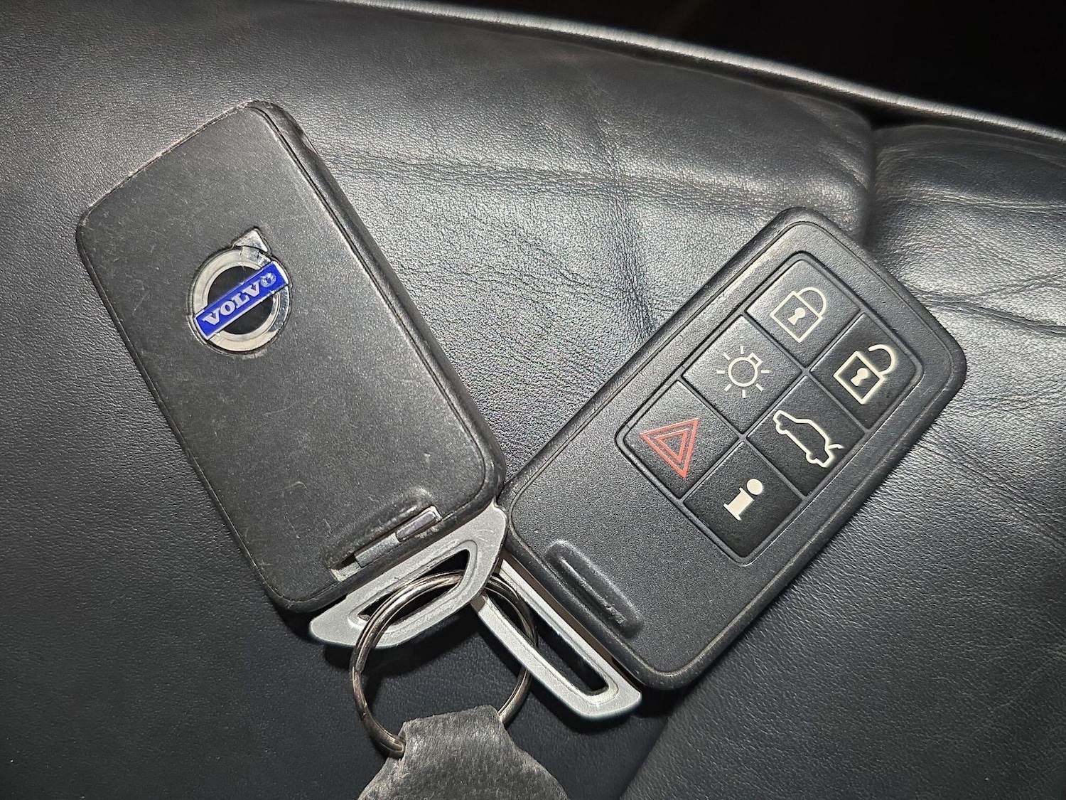 Used Volvo V40 2014 for sale - 78007587: Photo 37