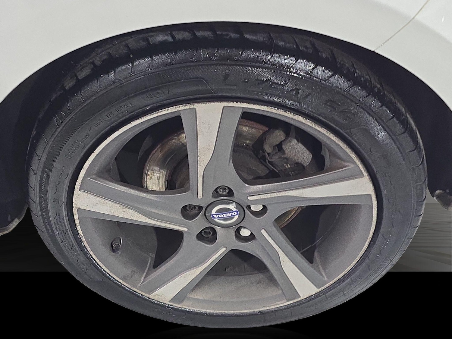 Used Volvo V40 2014 for sale - 78007587: Photo 41