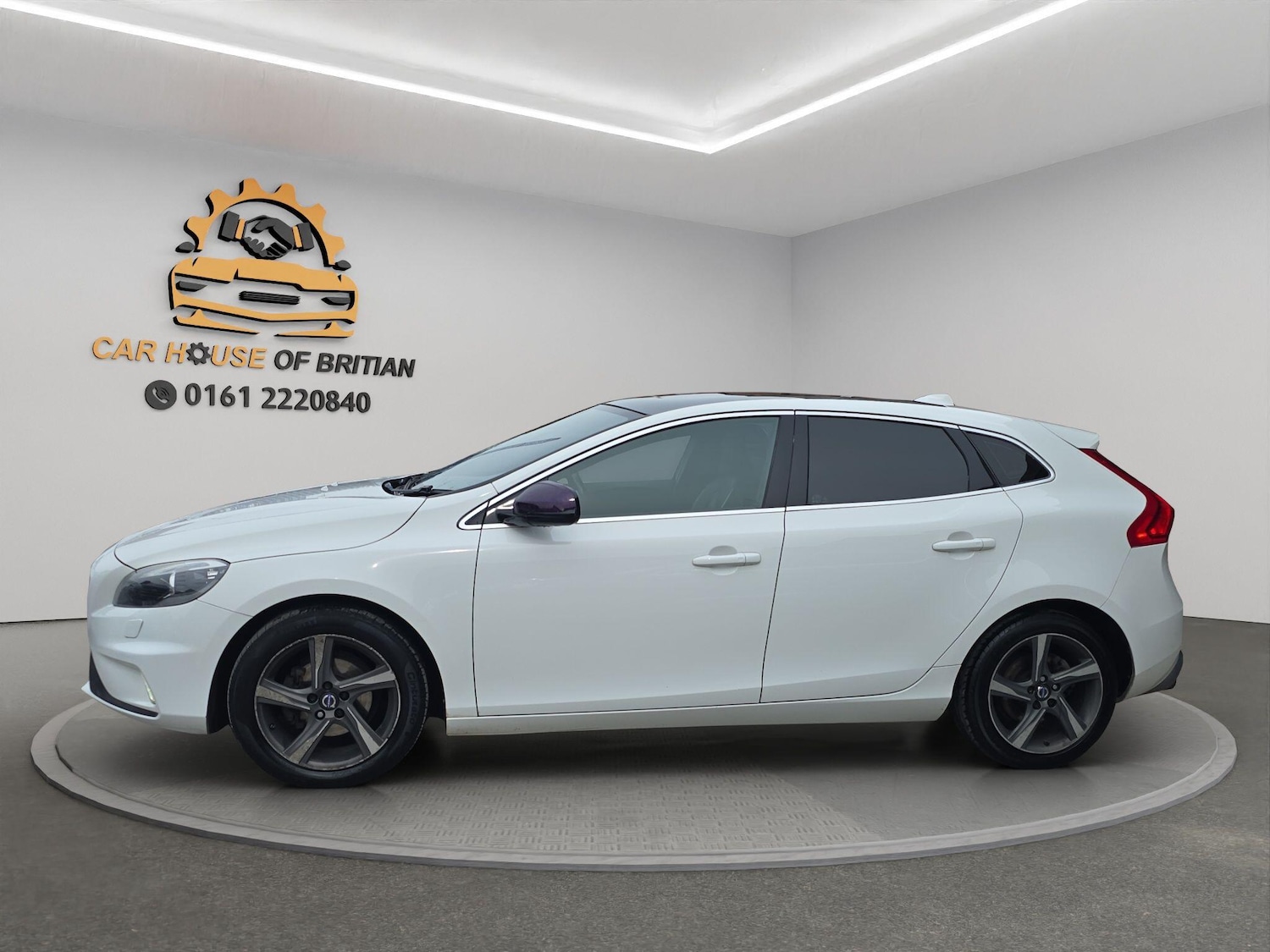 Used Volvo V40 2014 for sale - 78007587: Photo 9