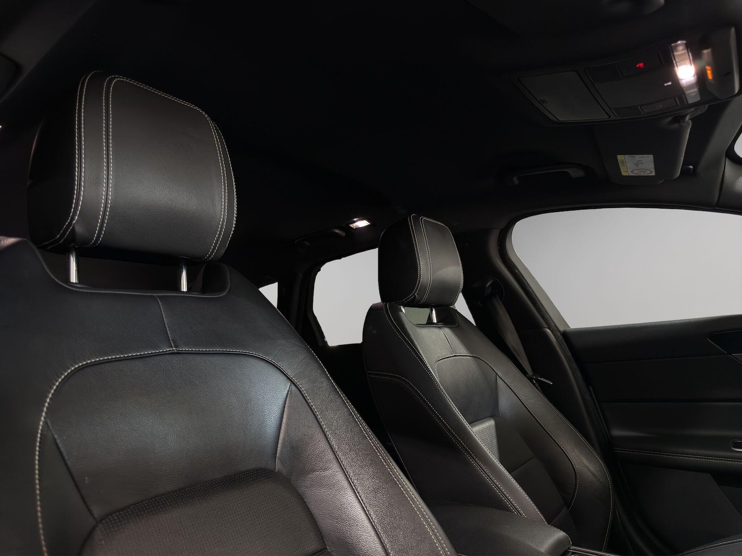 Used Jaguar XF 2018 for sale - 77754181: Photo 13