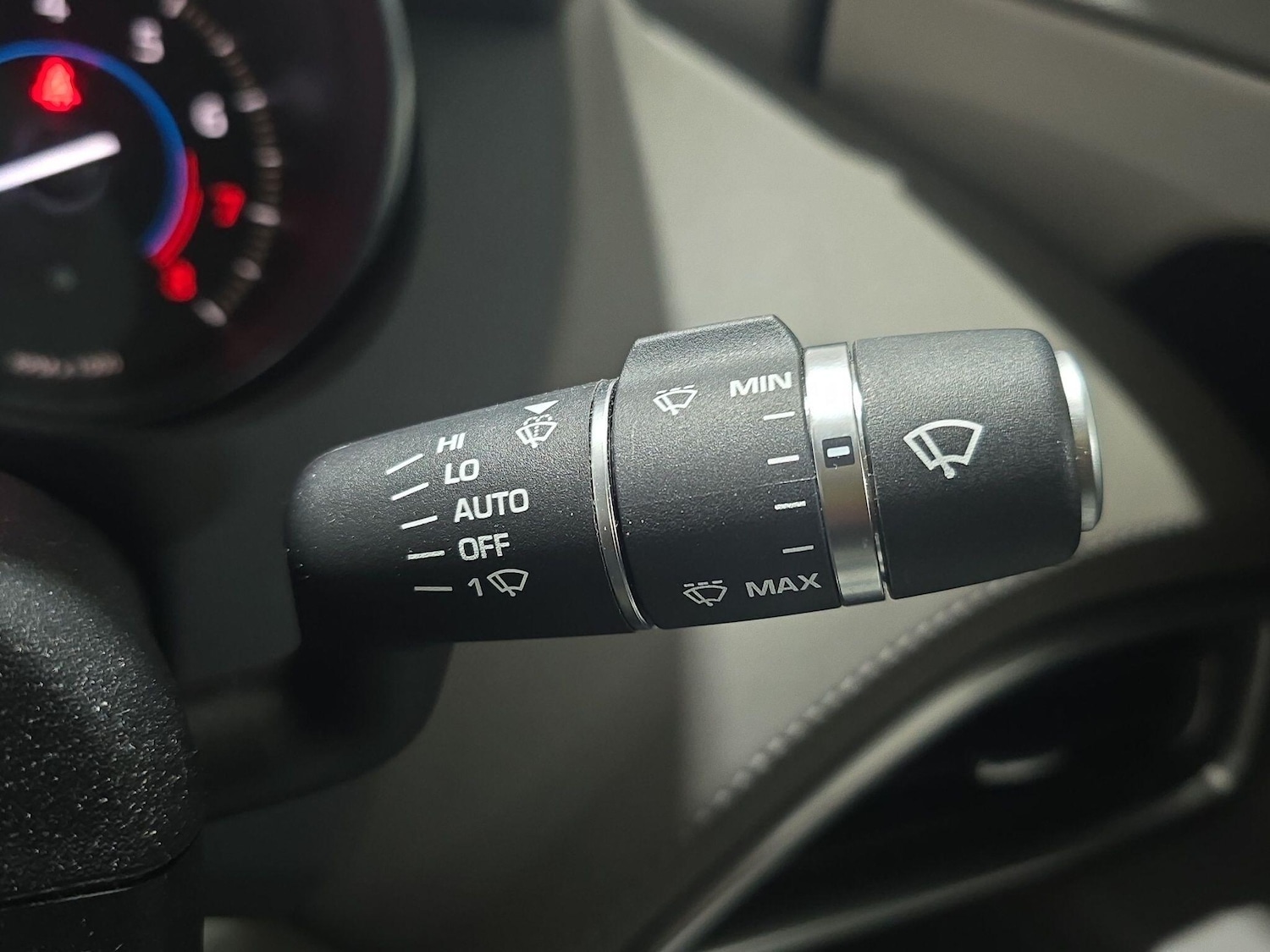 Used Jaguar XE 2017 for sale - 76953057: Photo 33