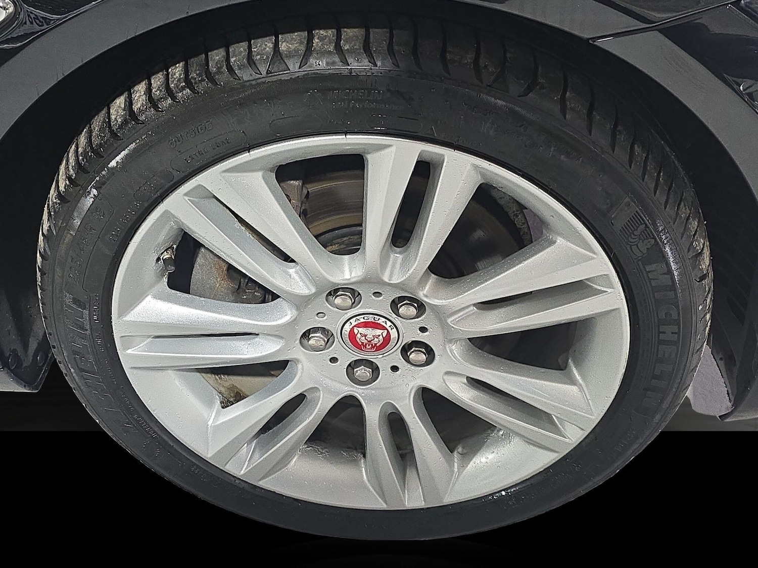 Used Jaguar XE 2017 for sale - 76953057: Photo 39