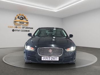 Used Jaguar XE 2017 for sale - 76953057: Photo