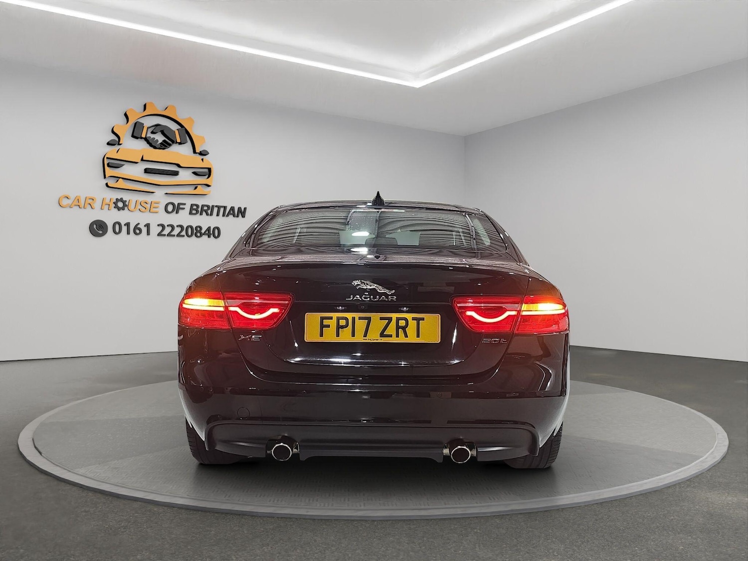 Used Jaguar XE 2017 for sale - 76953057: Photo 6