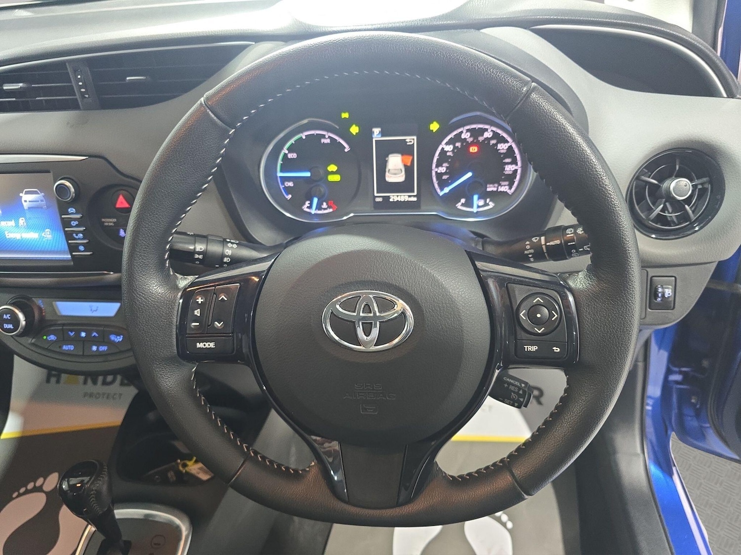Used Toyota Yaris 2018 for sale - 76152436: Photo 14