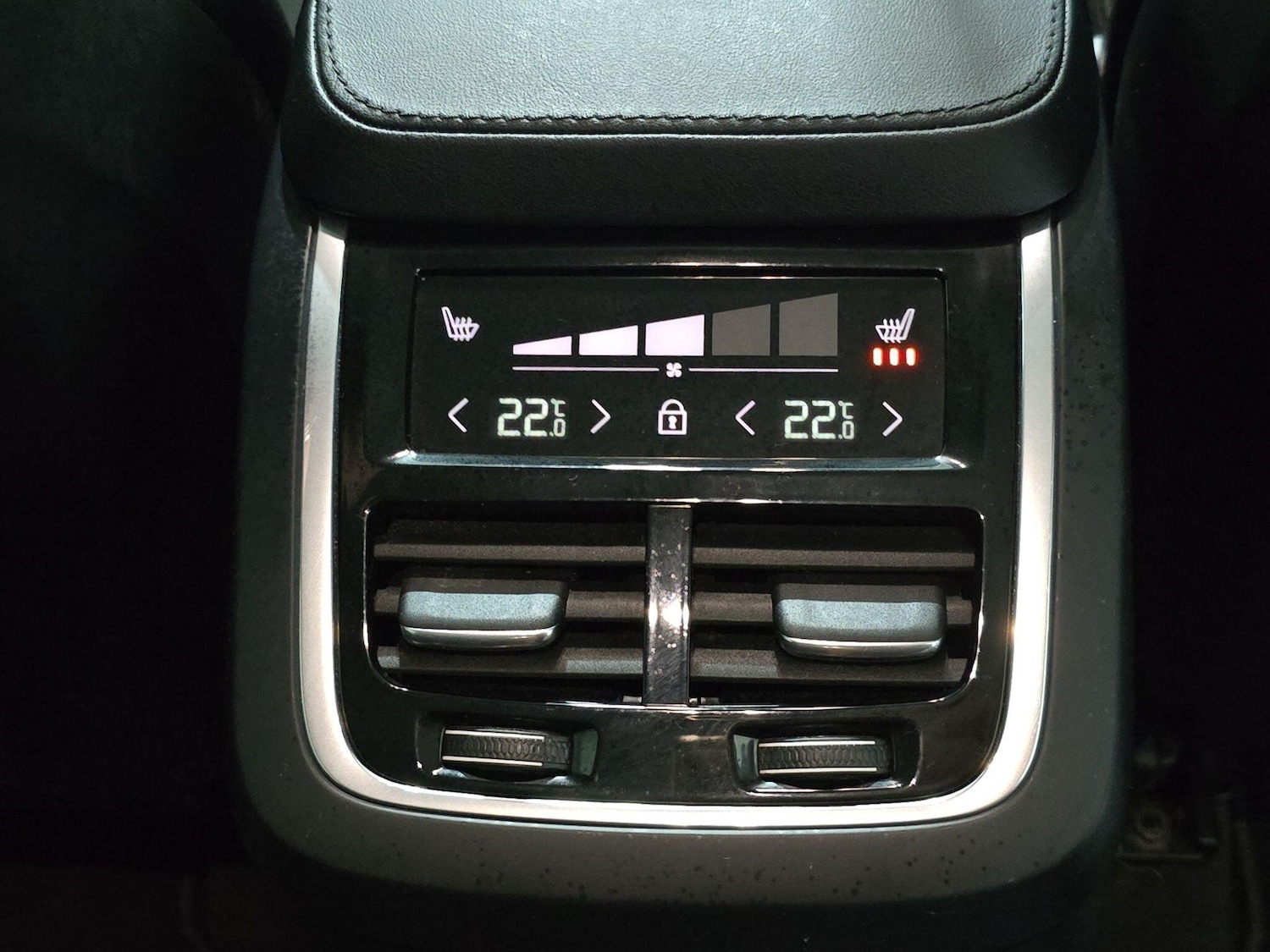 Used Volvo XC90 2023 for sale - 76408407: Photo 34