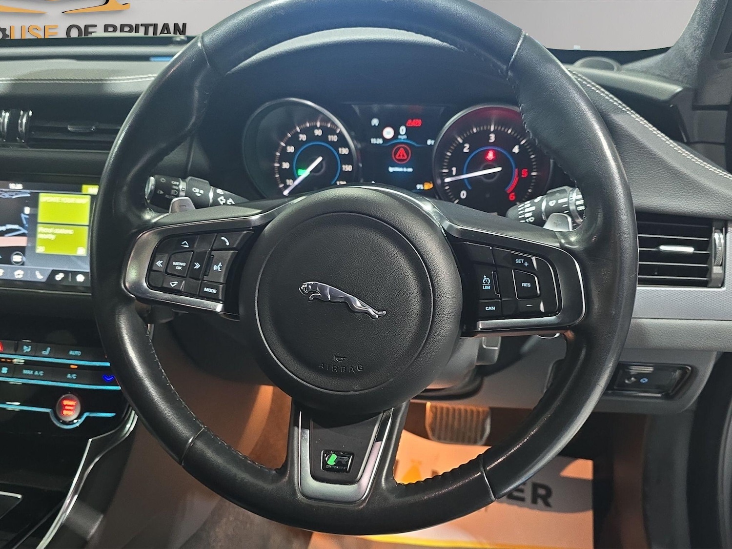 Used Jaguar XF 2019 for sale - 76993398: Photo 16