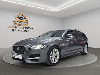 Used Jaguar XF 2019 for sale - 76993398: Photo