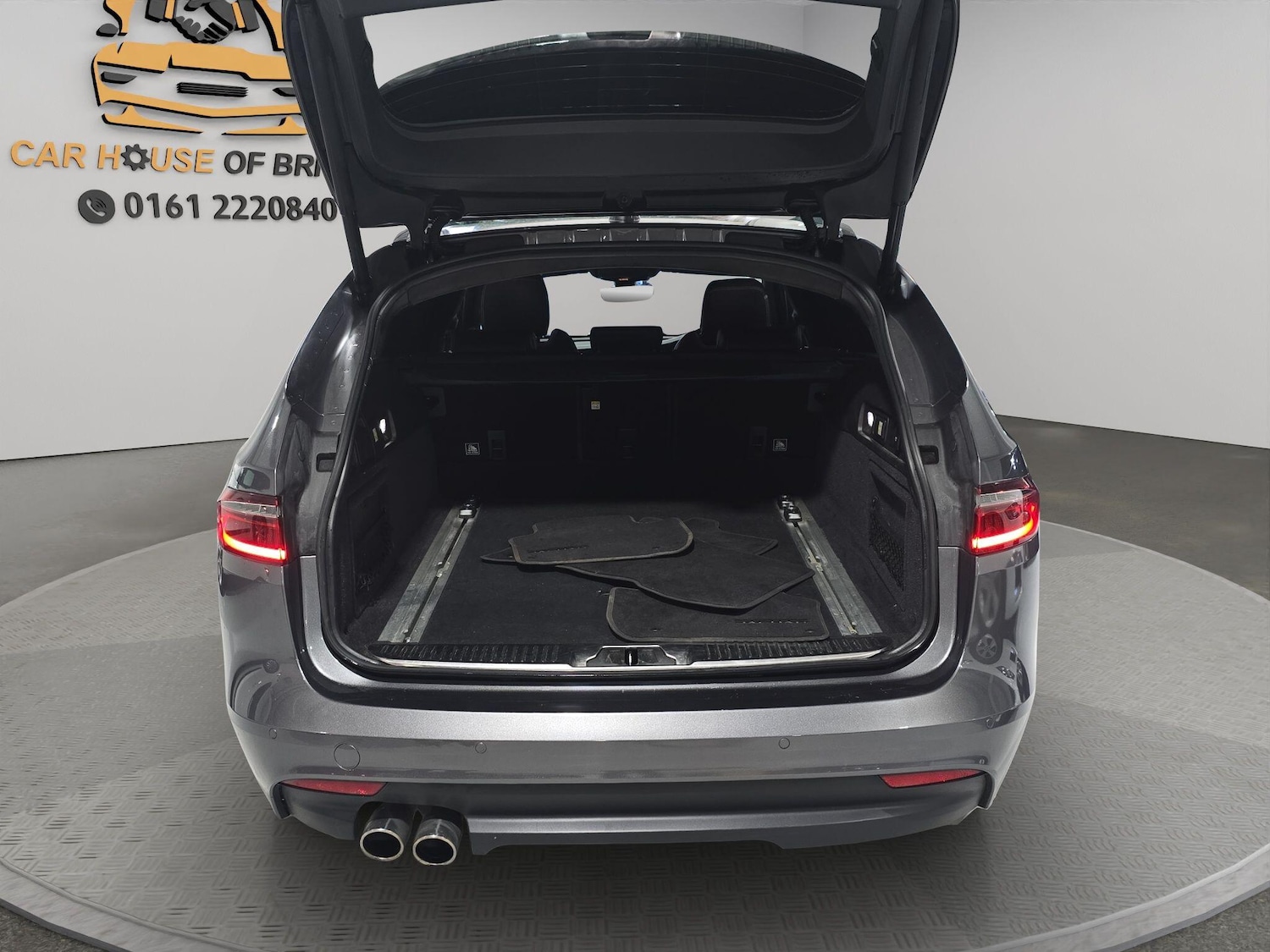 Used Jaguar XF 2019 for sale - 76993398: Photo 30