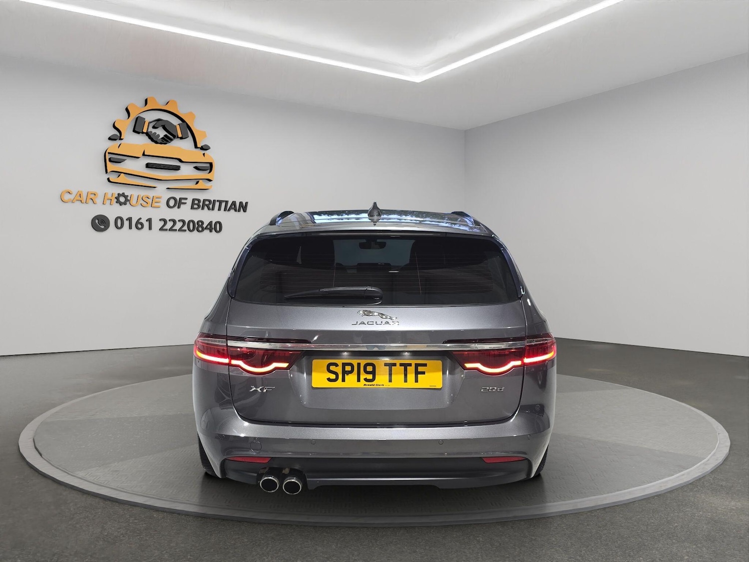 Used Jaguar XF 2019 for sale - 76993398: Photo 6